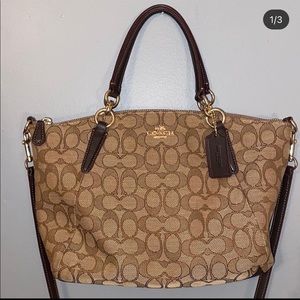 Coach purse. Lightly used.